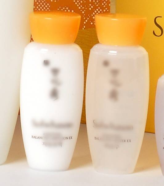 造假已成公开秘密！你看到的可能是“假的直播”CQ9电子平台入口警惕丨现在流行直播代购 但(图2)